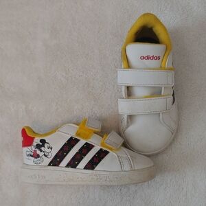 Adidas Kids Mickey Mouse White and Yellow Shoes